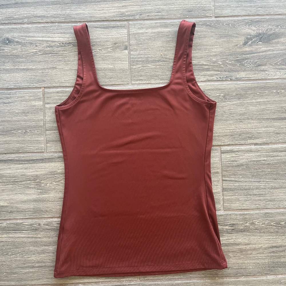 Nine West burnt orange sculpt tank top